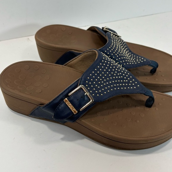 Vionic Capitola Thong Wedge Sandals Women Sz 9.5 Navy Blue Buckle Studded - Picture 4 of 7
